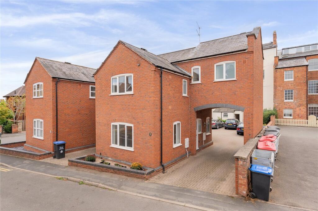 Main image of property: Gulistan Road, Leamington Spa, Warwickshire, CV32