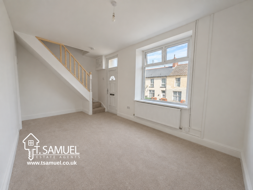 House in Cardiff, Aberaman South - View 3