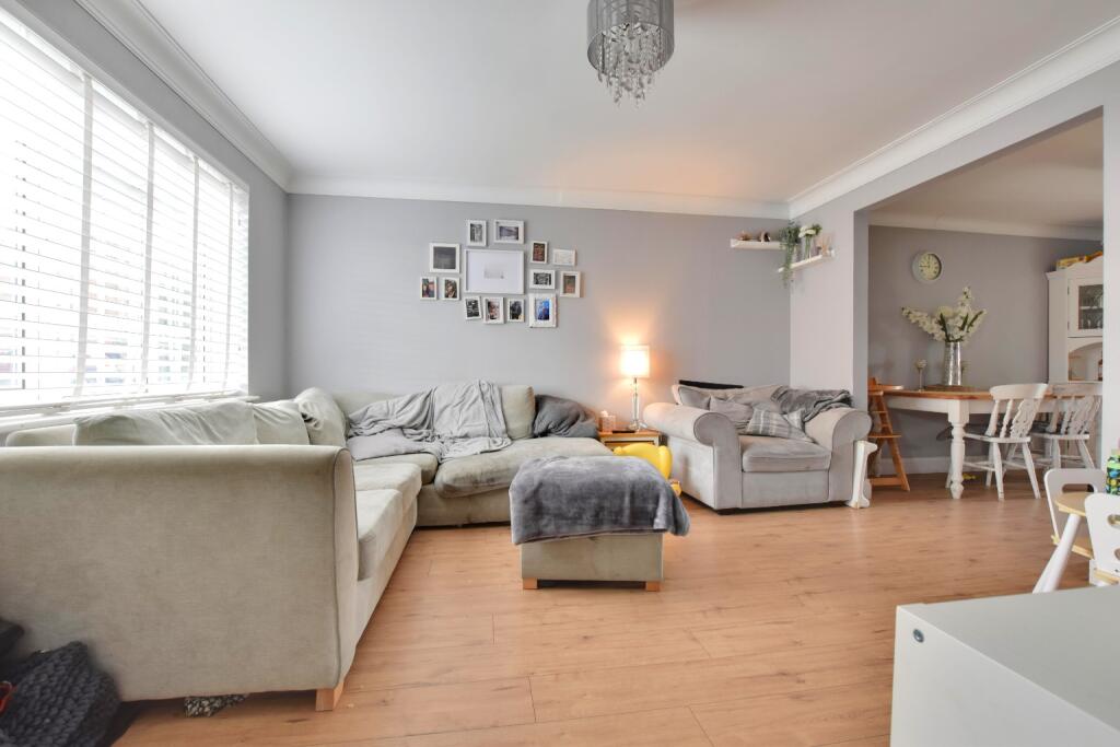 Wagtail Drive, Heybridge photo 4