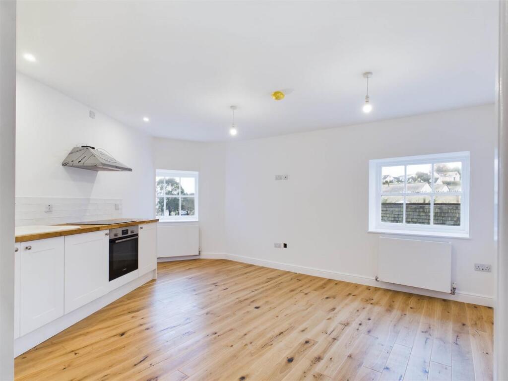 Apartment in Torquay - View 4