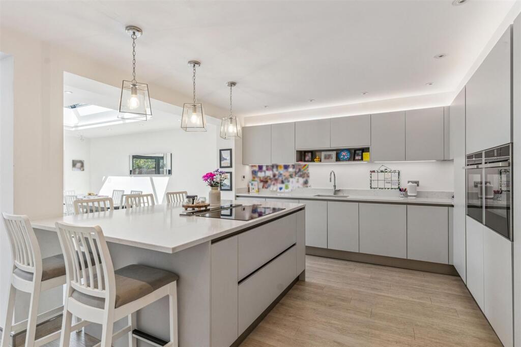 Additional image 2 of St. Albans Road, Sandridge, AL4