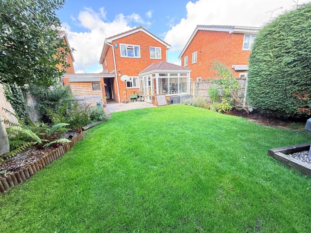 Bramber Way, Stourbridge, DY8 2BQ photo 2