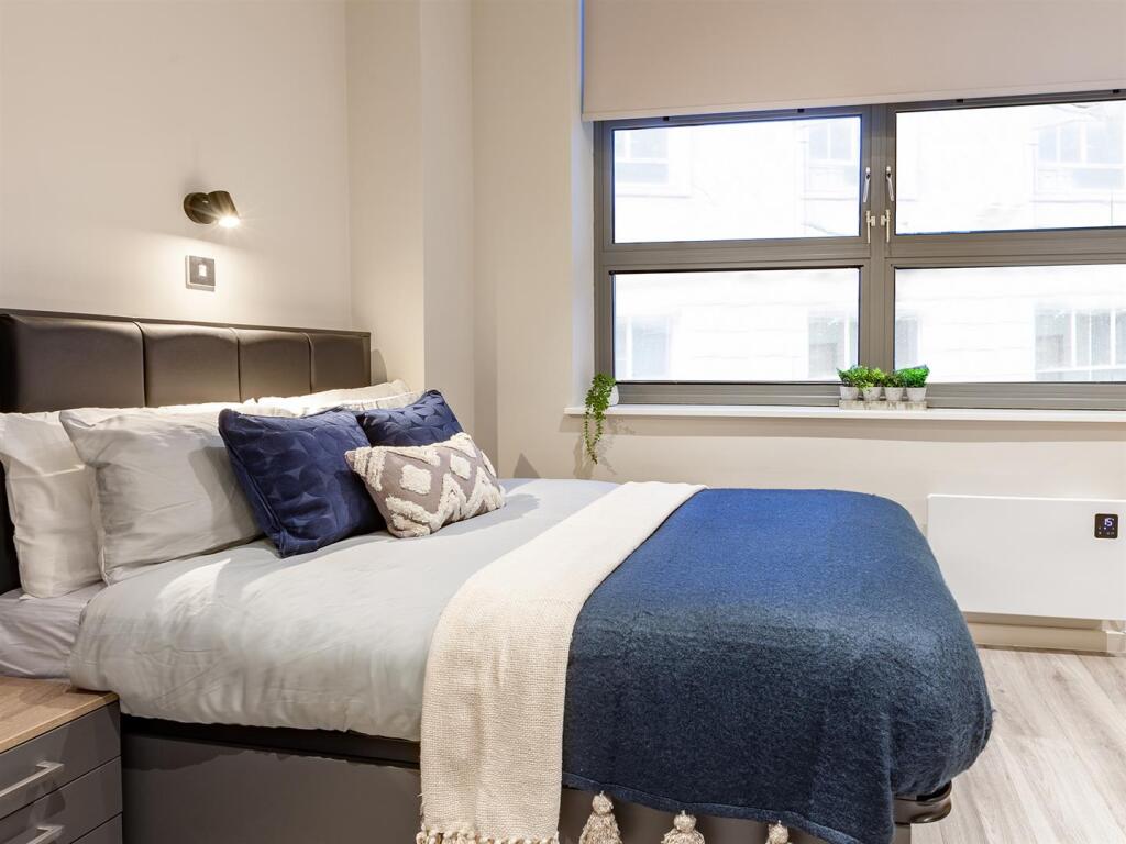 Studio flat for rent