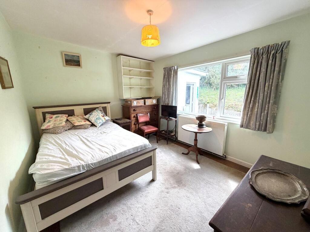 2-bed detached on Vert Cotil, Alderney, £350,000
