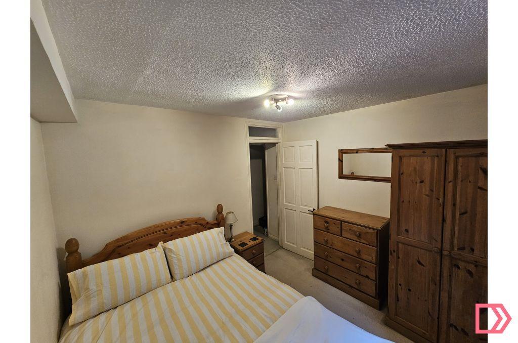 Apartment in Watford - More