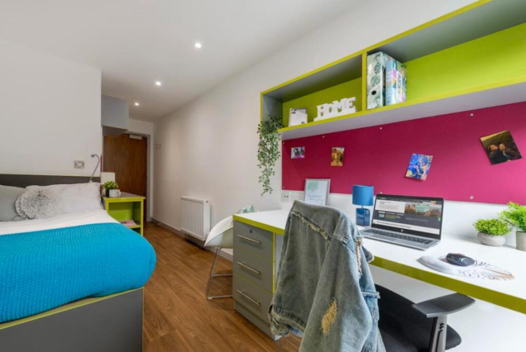 Main image of property: Hull Road