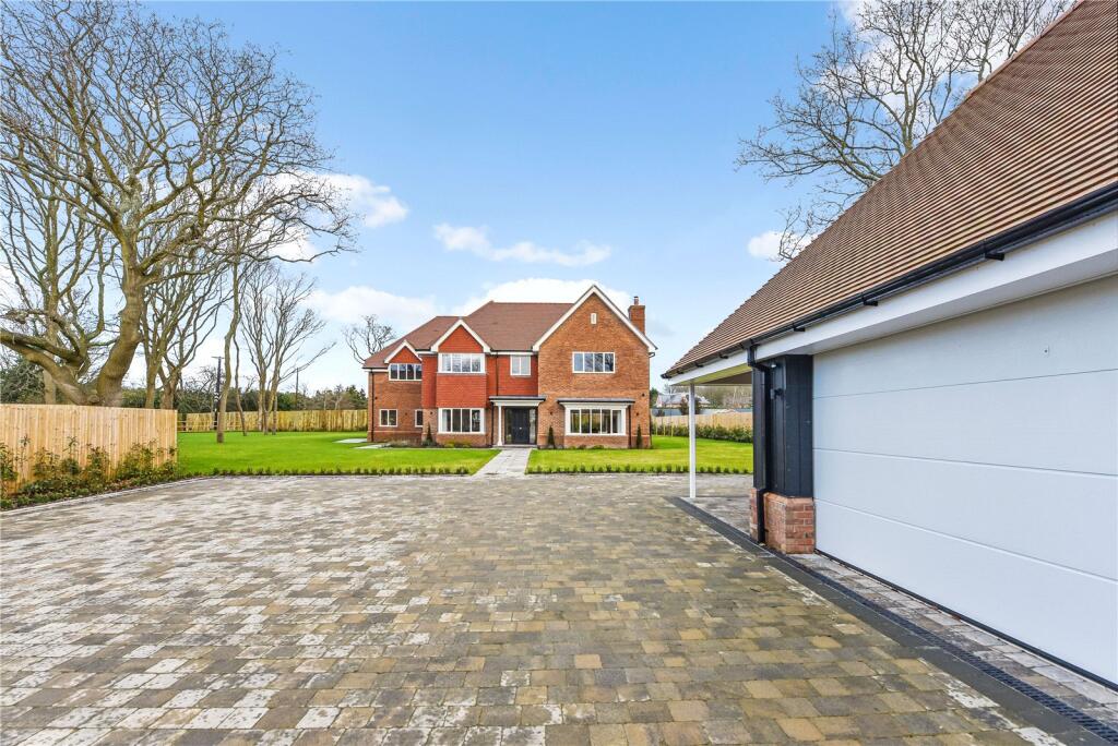 Main image of property: Aromel House, Brook Avenue, Warsash, Southampton, SO31