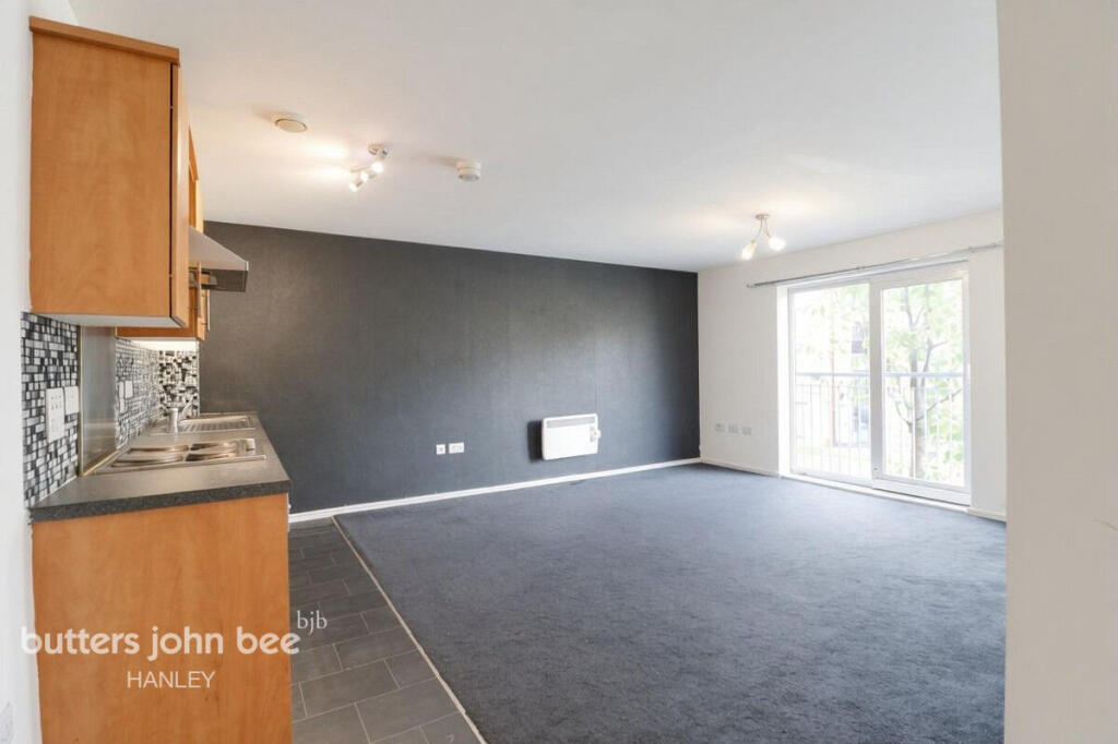 Apartment in Stoke-on-Trent, Lock 38, Etruria - View 4