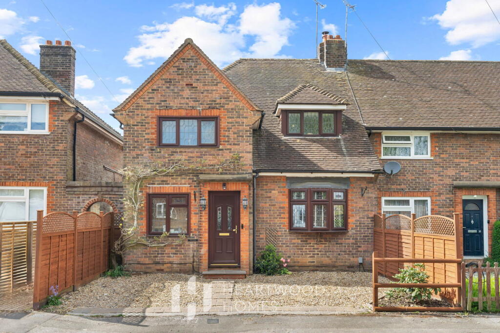 Hopkins Crescent, Sandridge, St. Albans, AL4 9DB