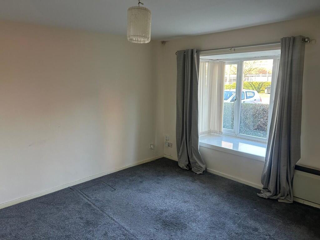 Frobisher Court, Old Hall, Warrington photo 4