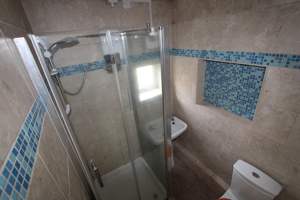 House in Solihull, Fordbridge - View 5