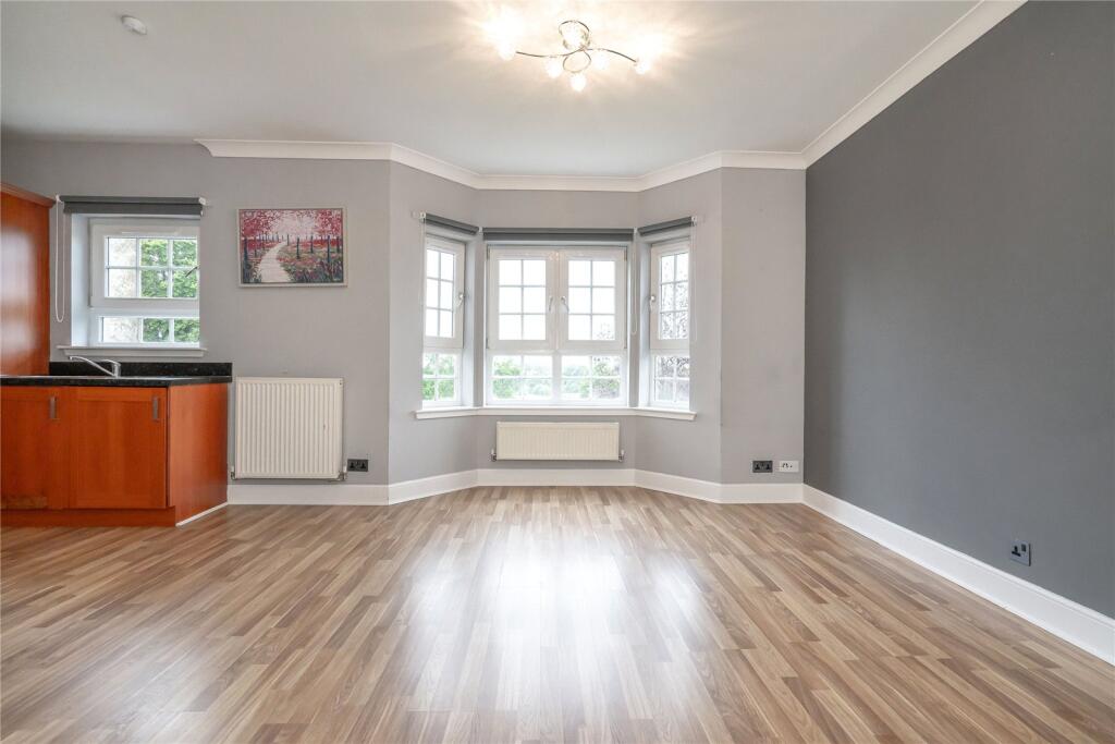 Apartment in Glasgow, Leverndale, Crookston Road - View 3
