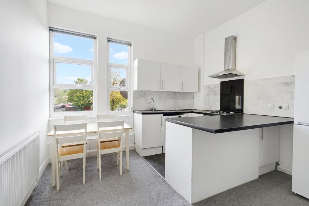 Apartment in London - View 2