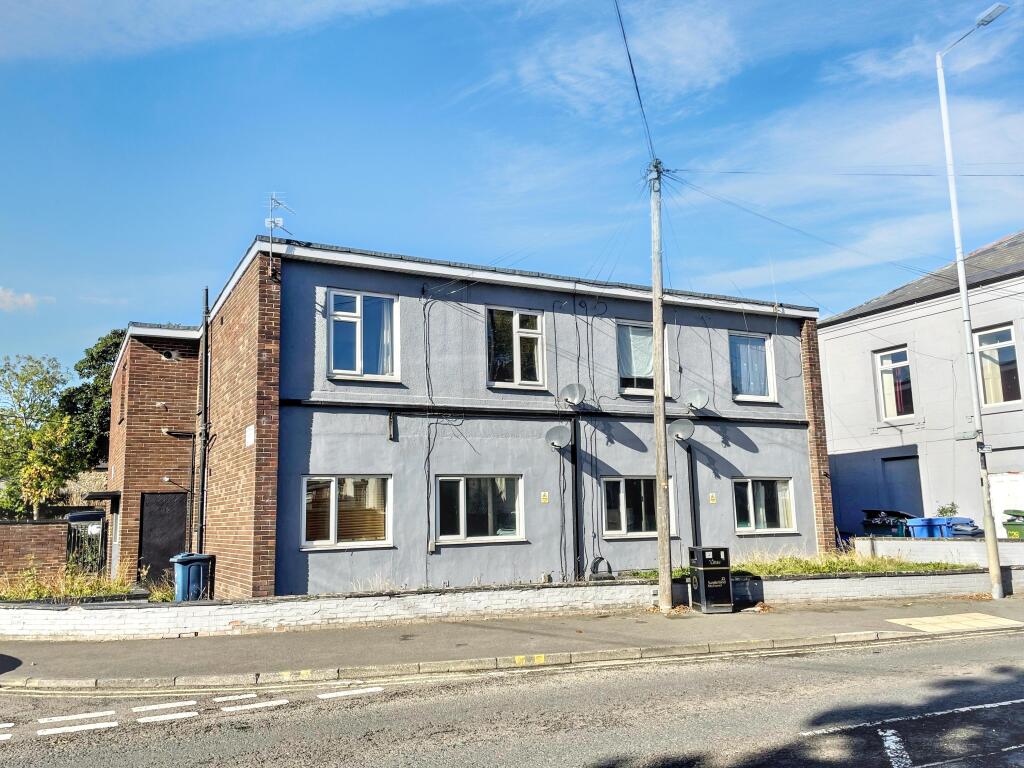9-bed flat on Flat 1- 4 The Waterhouse, Front Street, Houghton Le Spring, Tyne & Wear, DH5, £130,000