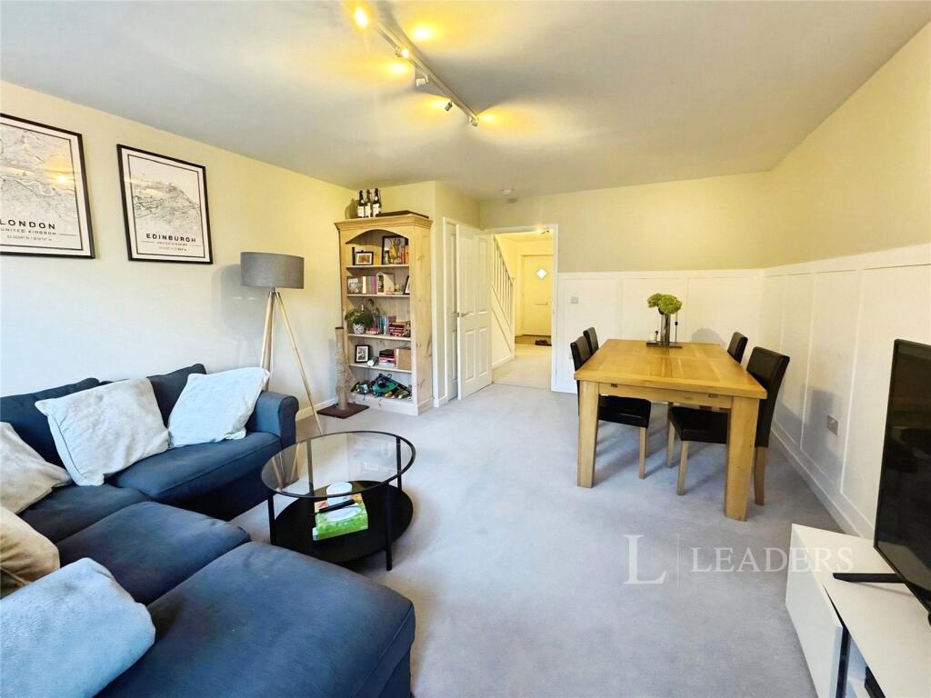 Basil Way, Saffron Walden, Essex photo 3