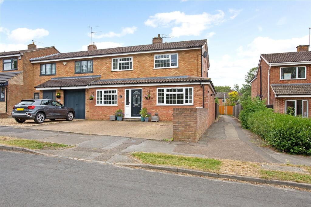 Main image of property: College Close, Flamstead, St. Albans, Hertfordshire, AL3