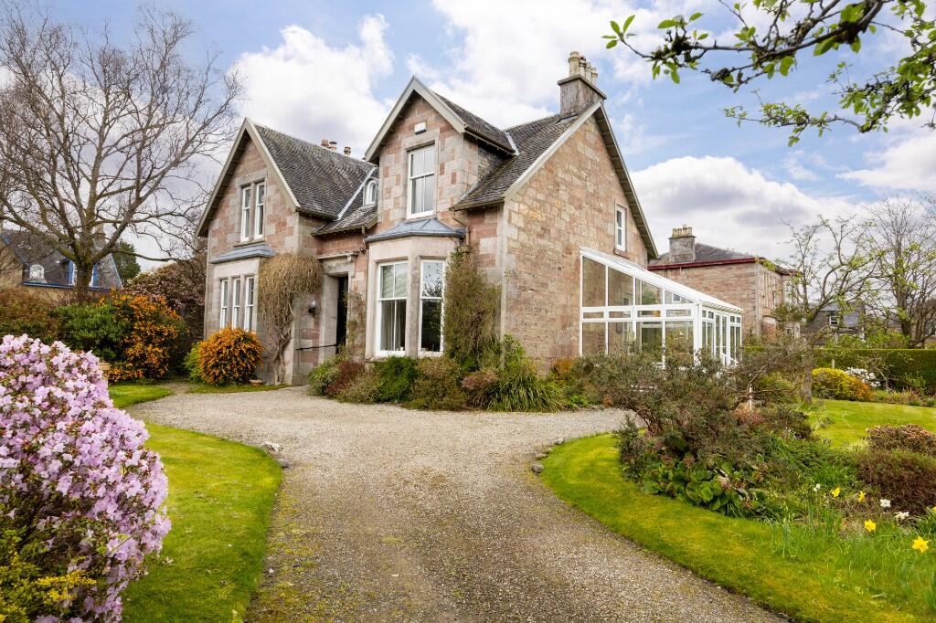 58, Colquhoun Street, Helensburgh, Argyll And Bute, G84 photo 2