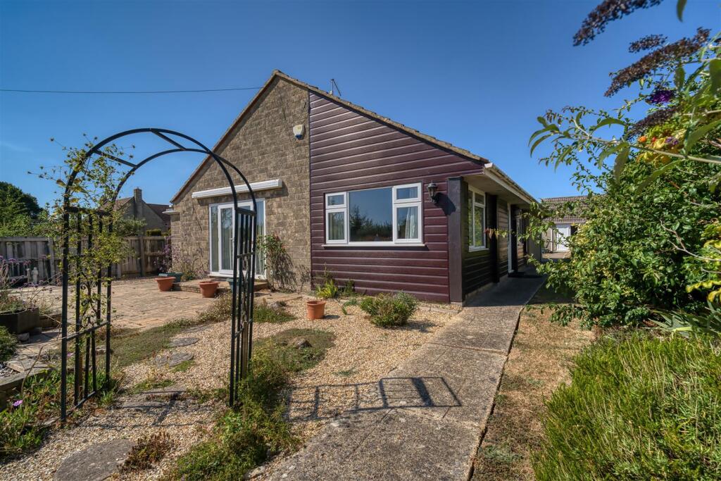 Main image of property: New Street, Marnhull