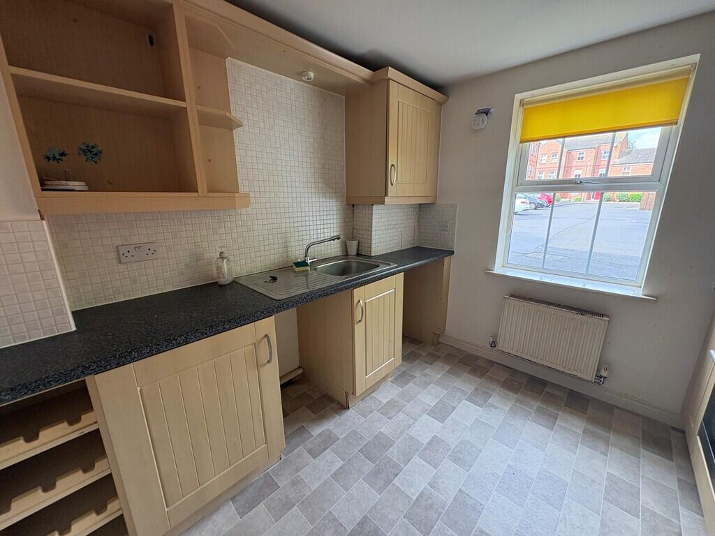 Apartment in Newark and Sherwood, Newark - View 2