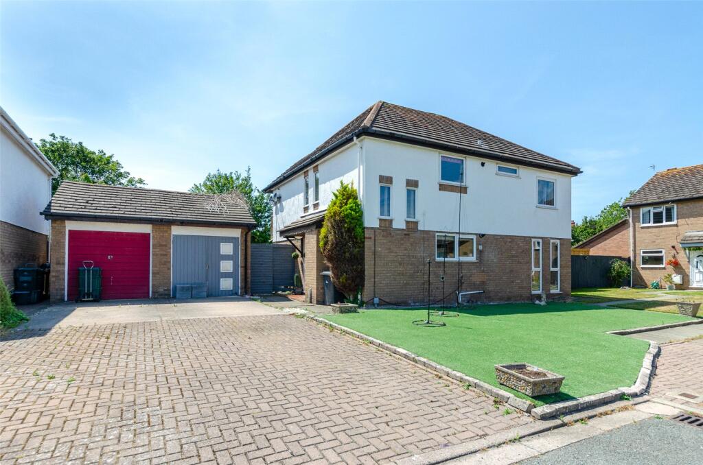 Main image of property: Queensway, Llandudno, Conwy, LL30