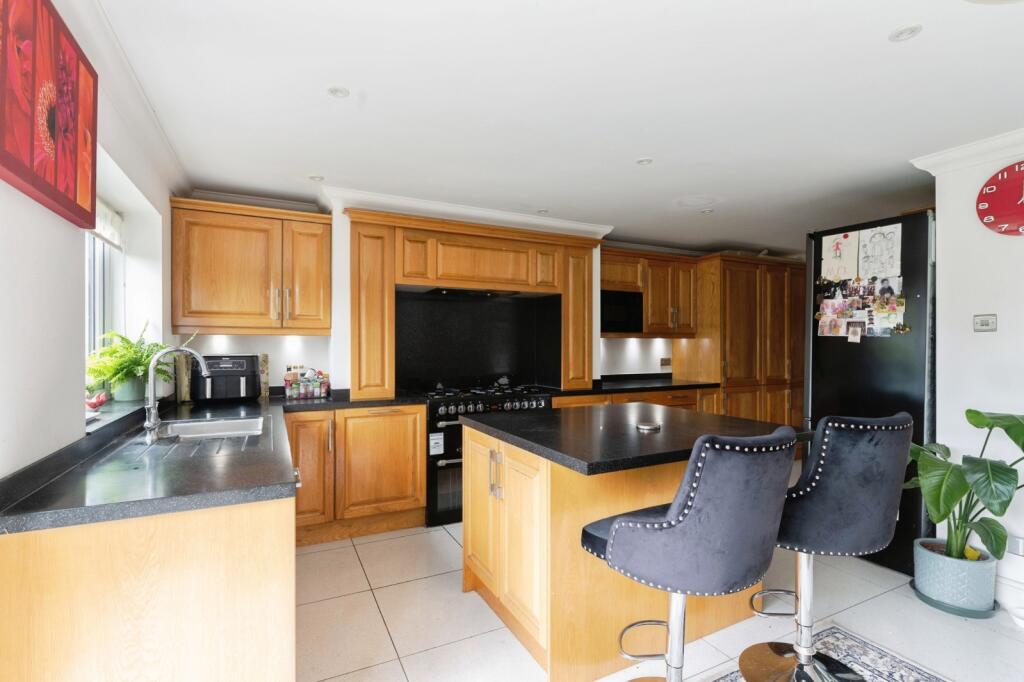 Main image of property: Dedham Close, Billericay, Essex, CM11