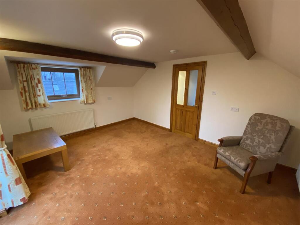 Apartment in Derby - More
