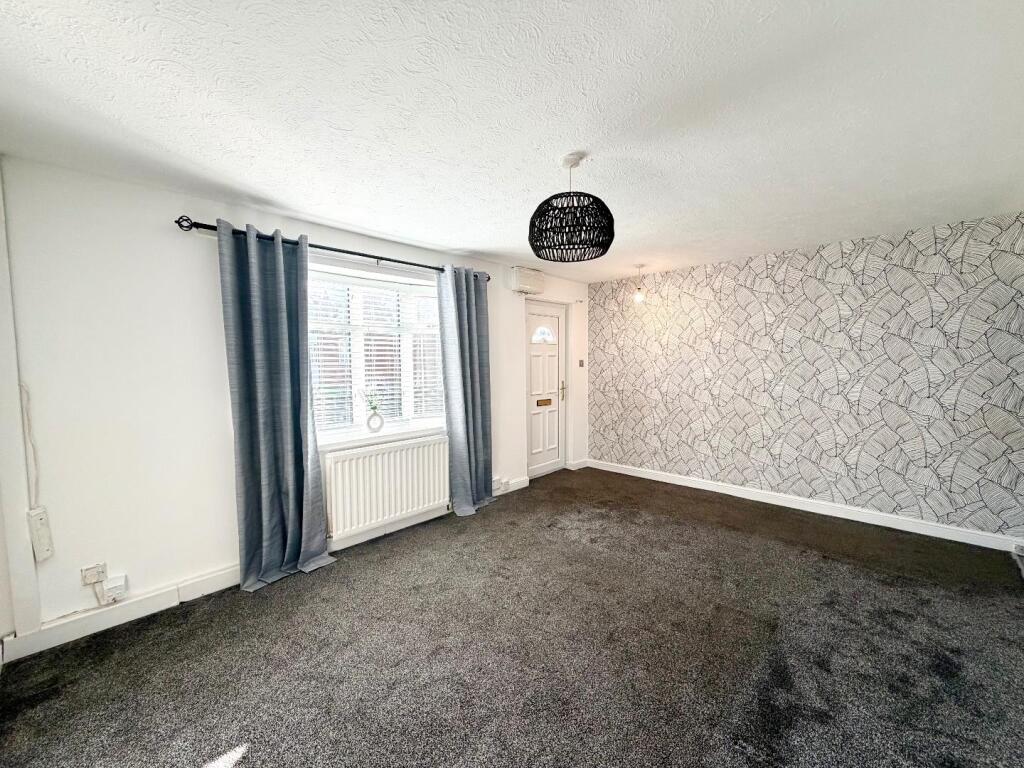 Longbeck Way, Thornaby, Stockton-On-Tees photo 3