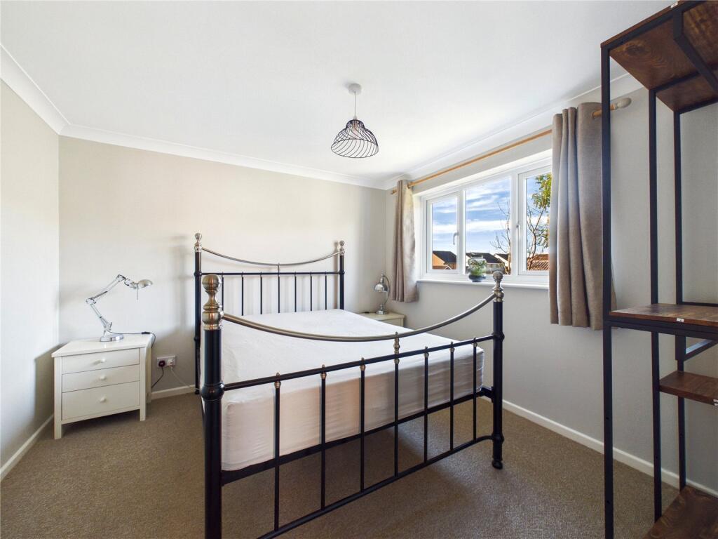House in Chelmsford, North Springfield, Springfield - More