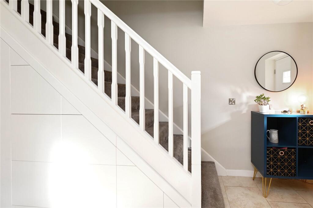 House in Guildford - View 5