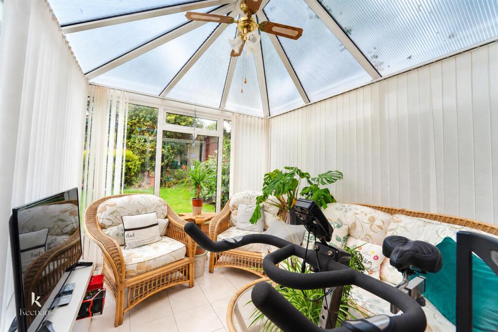 House in Manchester - More