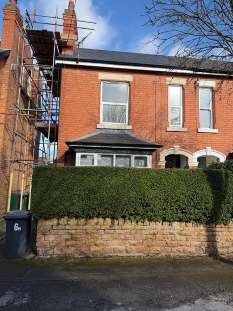 Main image of property: Flat 2, 6 Wordsworth Road, Nottingham. NG2 7AN