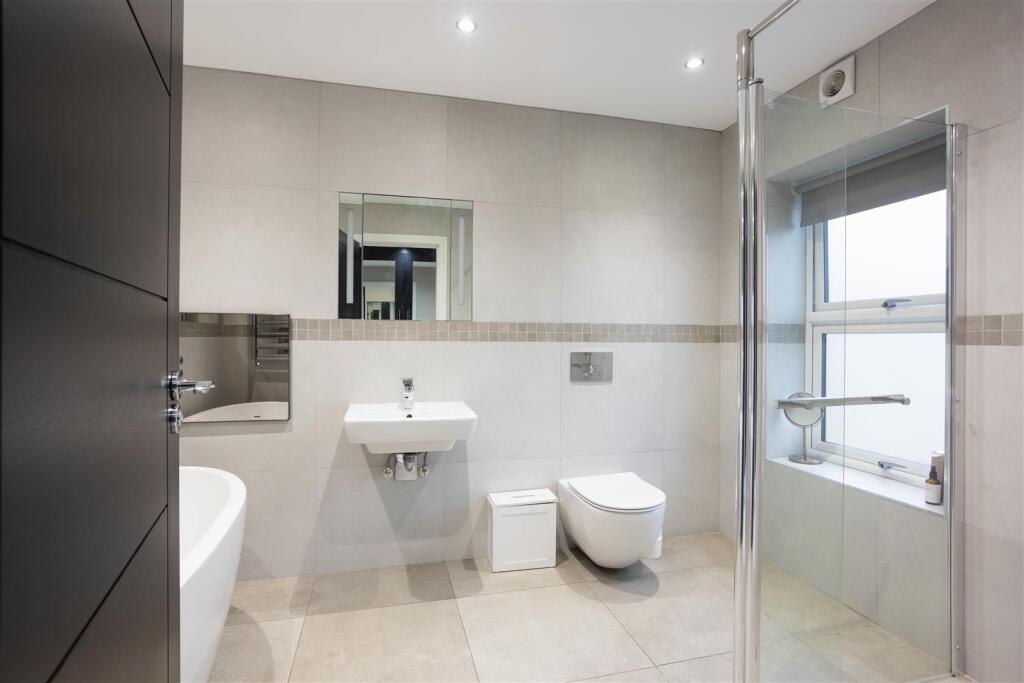 Additional image 13 of Mason House, Drighlington