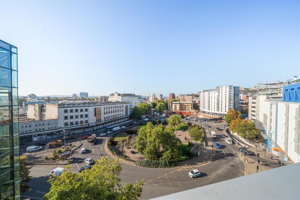 Main image of property: Penthouse, City Centre