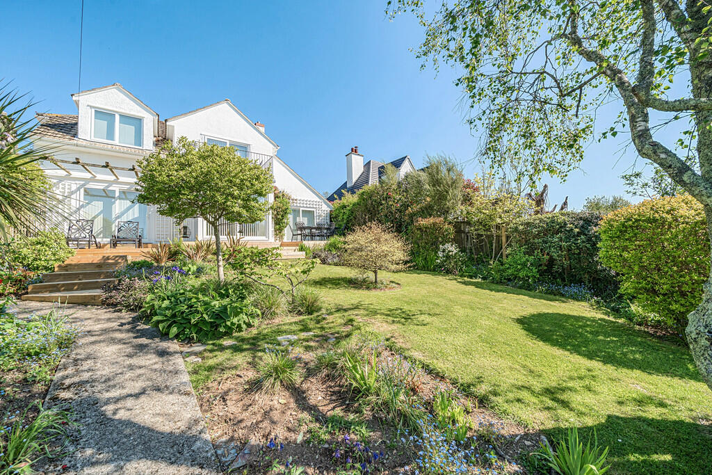 Main image of property: Newton Ferrers, Devon, PL8