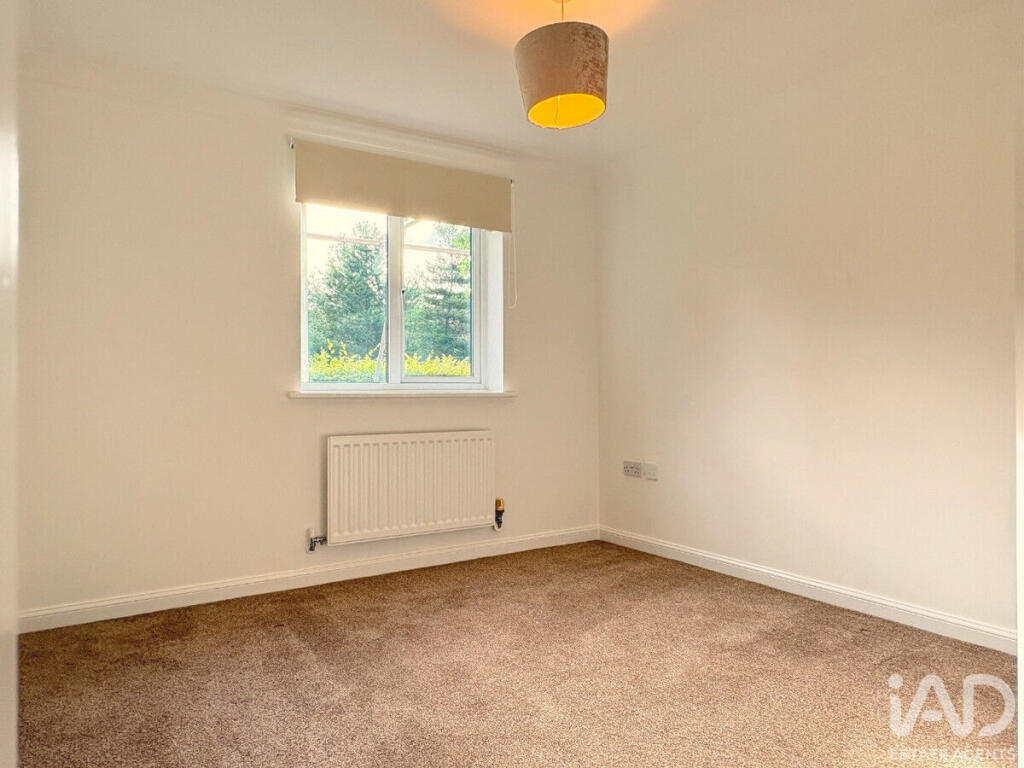 Apartment in Spencers Wood, Shinfield - More