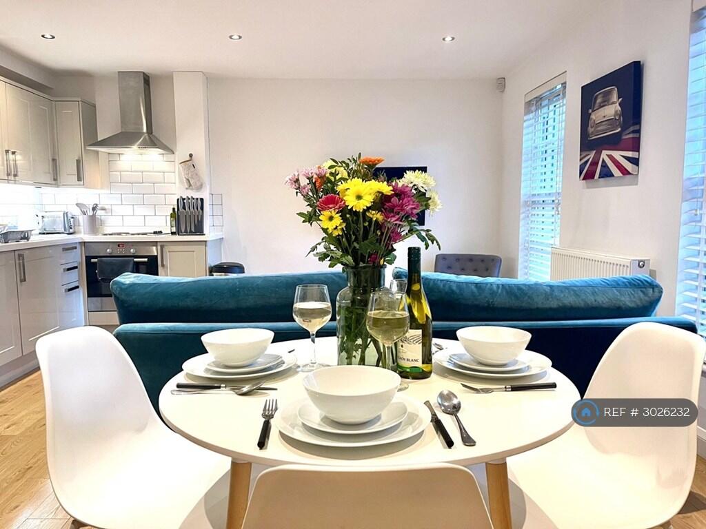 Apartment in Chelmsford - View 5