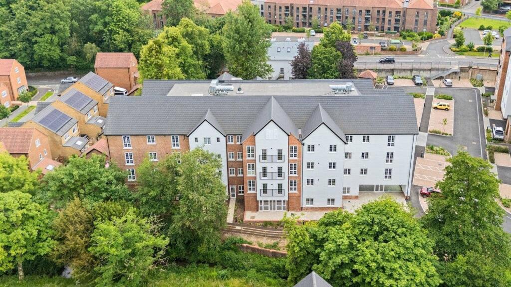 Main image of property: 1 Austen Place, Lower Turk Street, Alton, GU34 1FZ