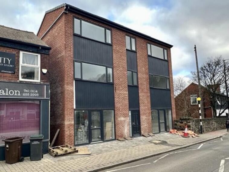 Manchester Road, S36 photo 3