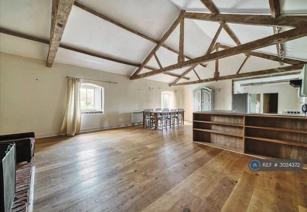 House in Salisbury - View 2