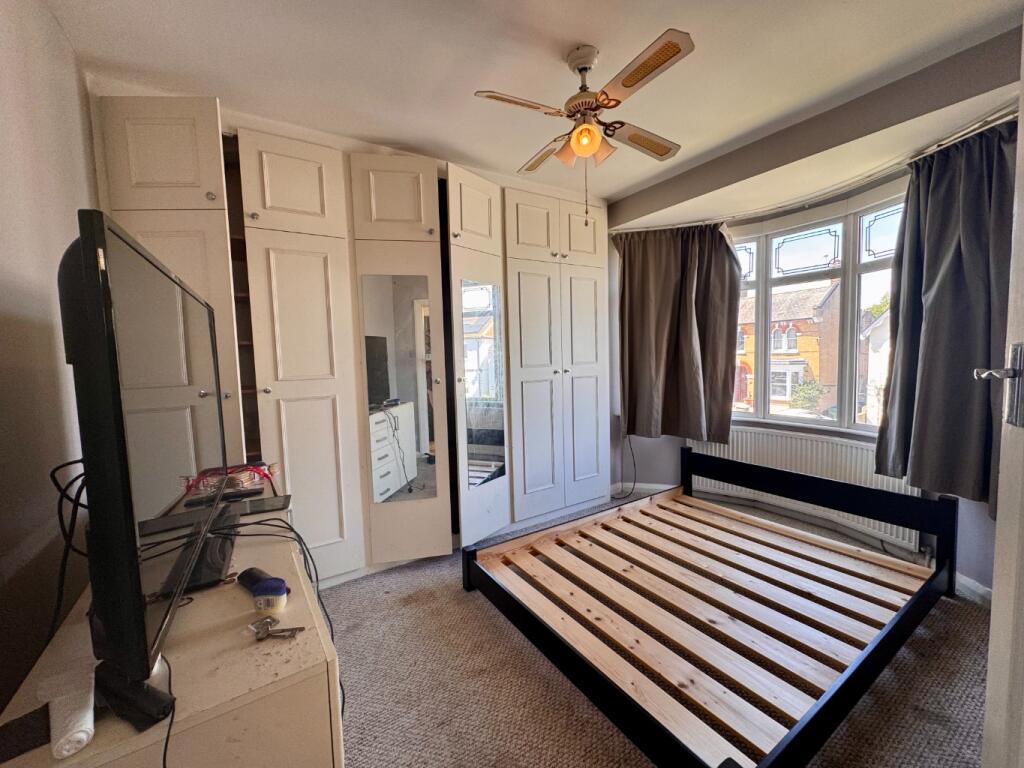 House in London - View 5