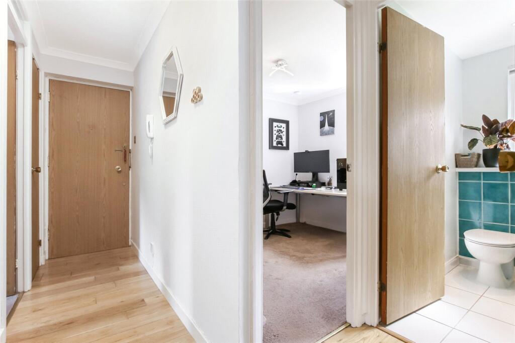 Apartment in Glasgow - More