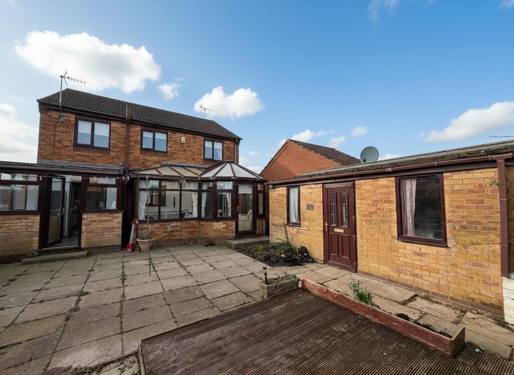 Hartington Drive, Creswell, S80 photo 4