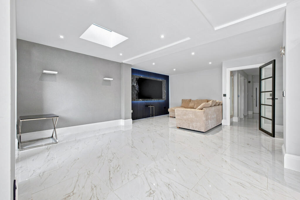 House in Warrington - View 4