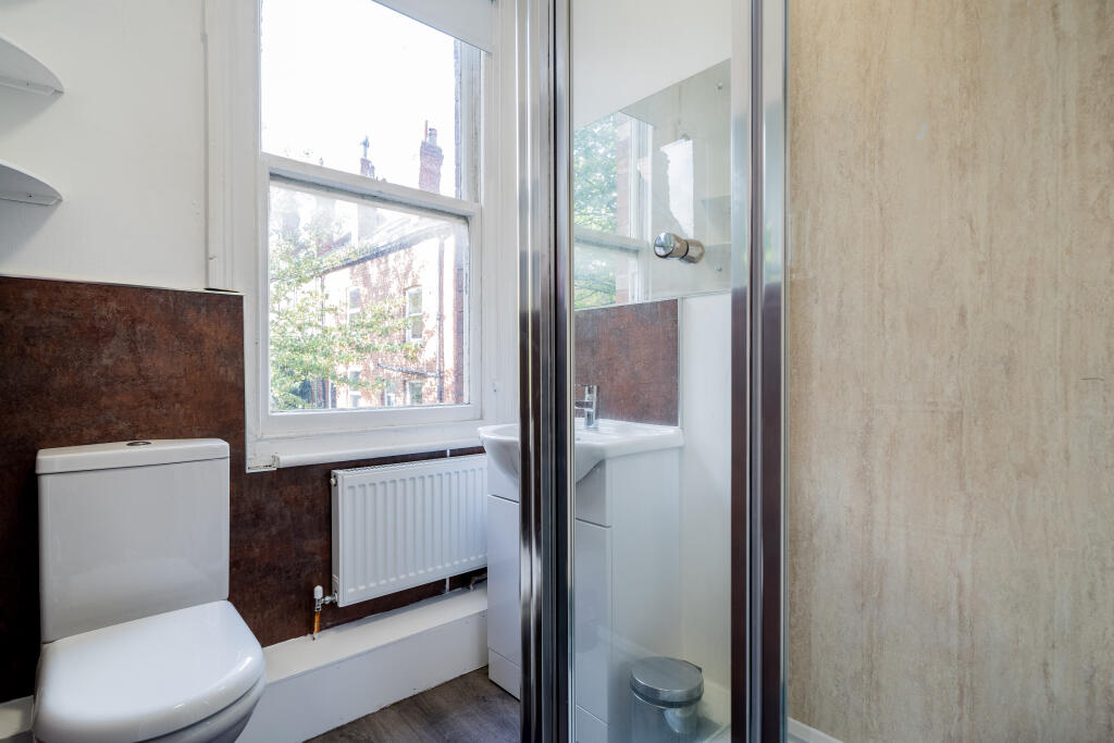 Main image of property: 5 Claremont View, LS3 1AU