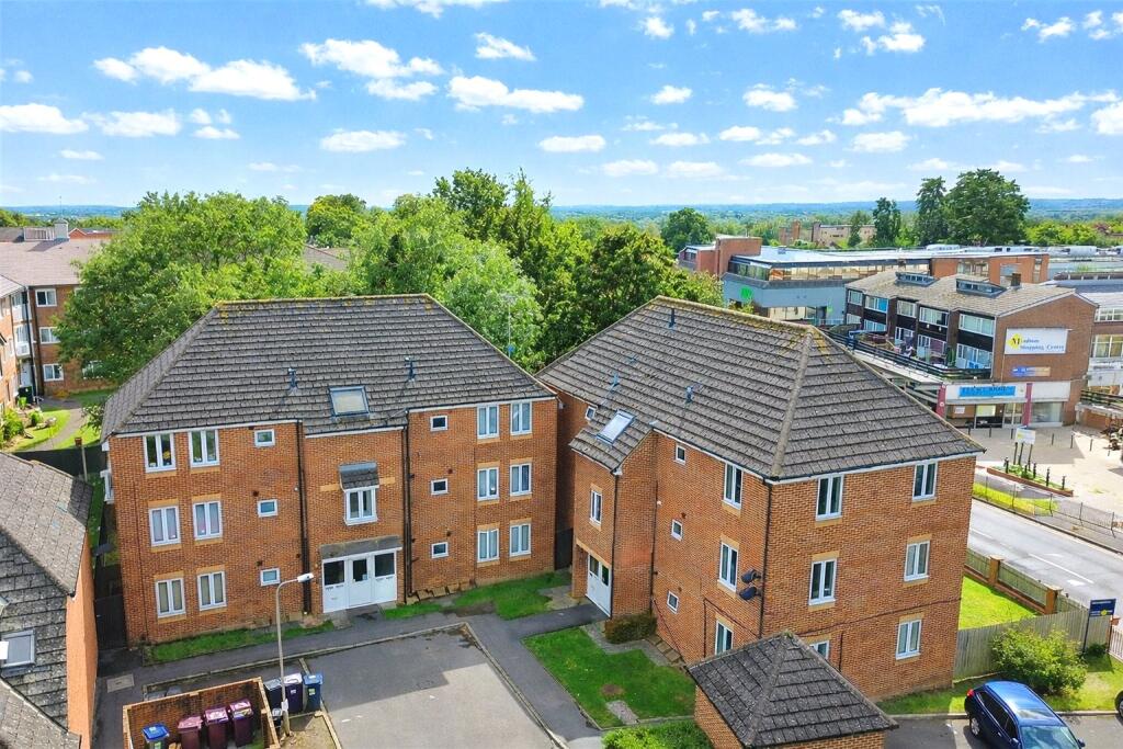 Main image of property: Shilling Close, Tilehurst, Reading, Berkshire, RG30