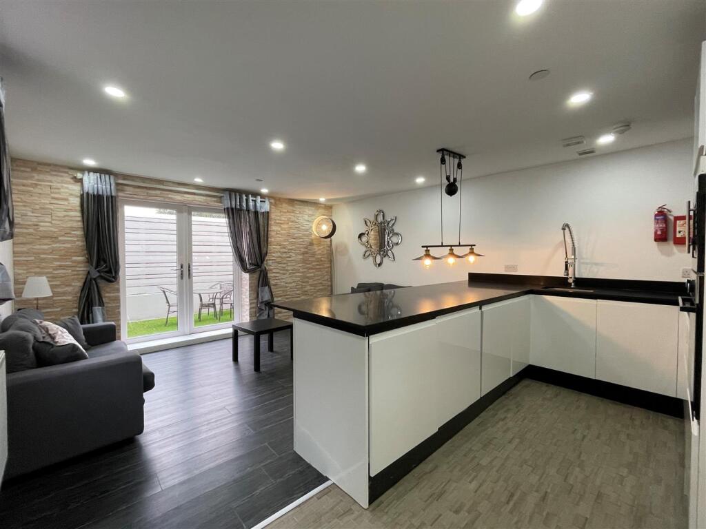 Main image of property: The Walk, Cardiff