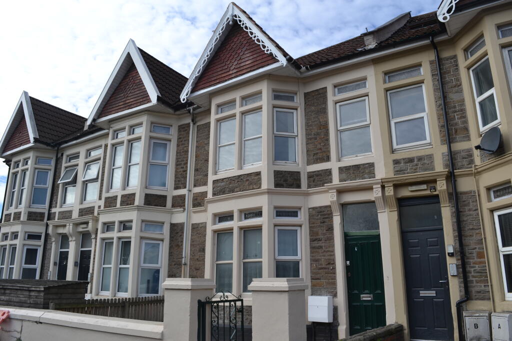 Main image of property: 638 Stapleton Road Bristol BS5 6TG