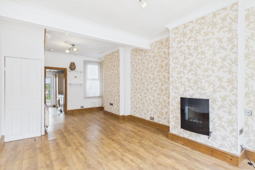 House in Dartford, Brooklands, New Town - View 3