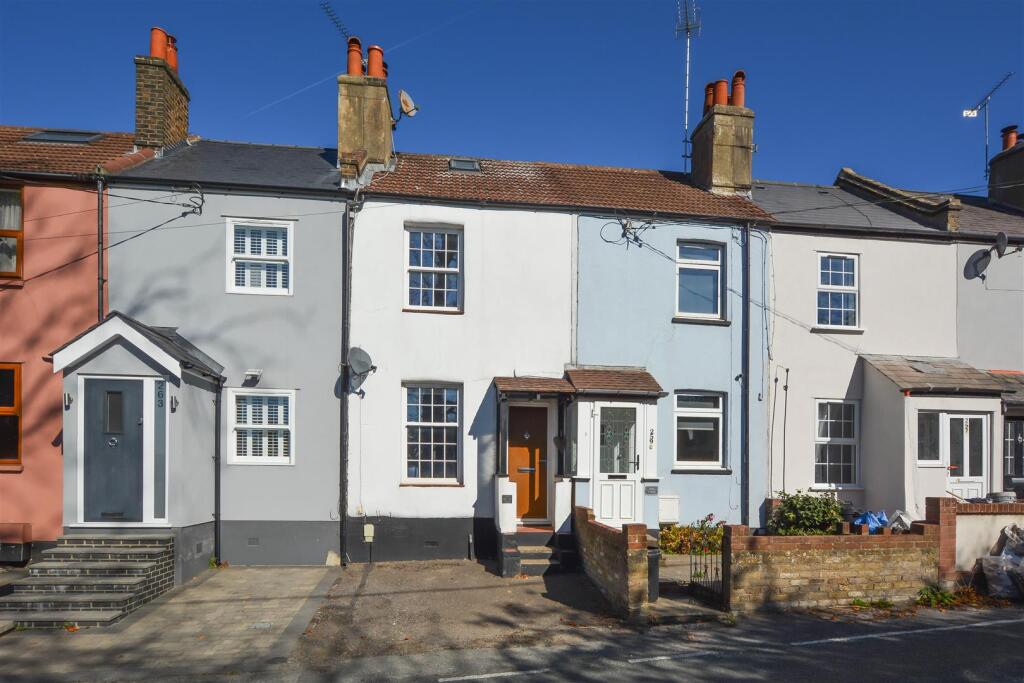 Main image of property: Coxtie Green Road, Pilgrims Hatch, Brentwood