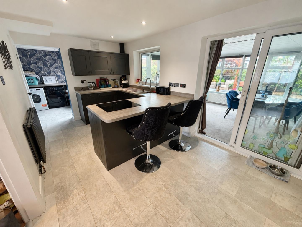 House in Bury, Outwood Gate - View 4